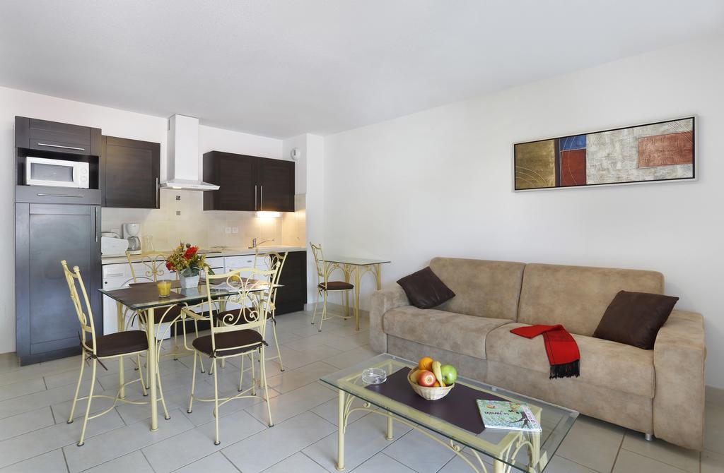 אלניה Vacanceole - Residence Las Motas מראה חיצוני תמונה
